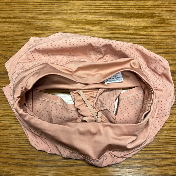 Nike Running Shorts - Picture 3 of 4